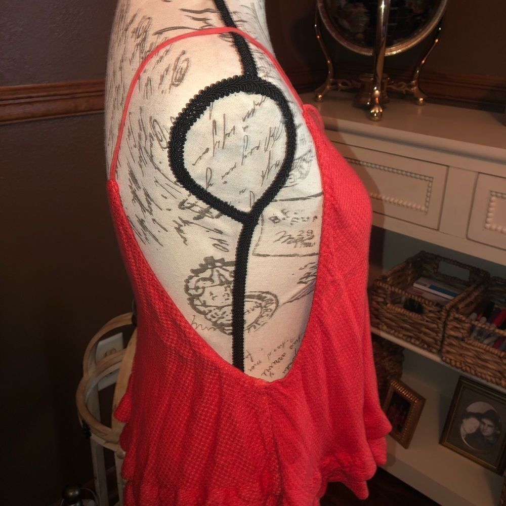 Adorable Free People Top - Picture 4 of 4